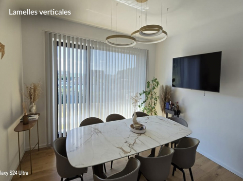 Store à lamelles par Ideastore